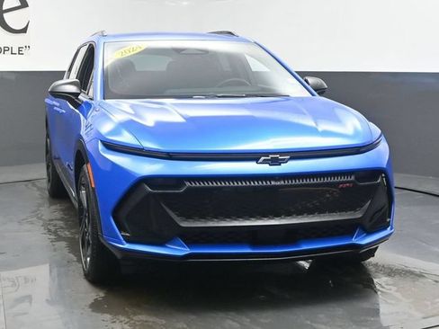 Used 2024 Chevrolet Equinox EV RS FWD image 50