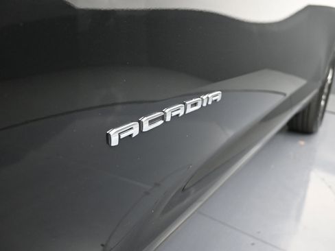 Certified 2025 GMC Acadia Elevation image 40