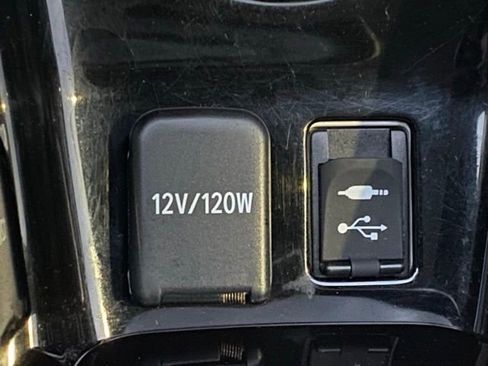 Used 2016 Toyota Prius Four image 23