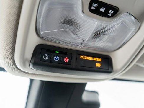 Used 2023 Buick Encore GX Select w/ Sport Touring Package image 33