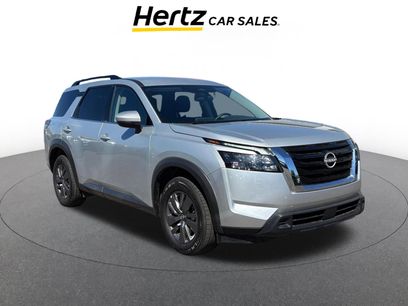 Used 2025 Nissan Pathfinder SV