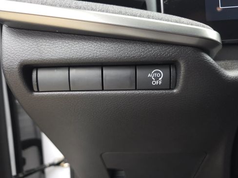 Used 2026 Nissan Kicks SV FWD image 35