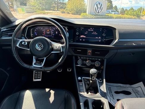 Used 2019 Volkswagen Jetta GLI Autobahn FWD image 16