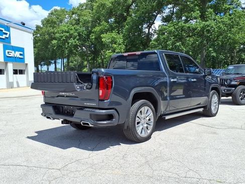 Used 2022 GMC Sierra 1500 Denali w/ Denali Premium Package AWD/4WD image 4