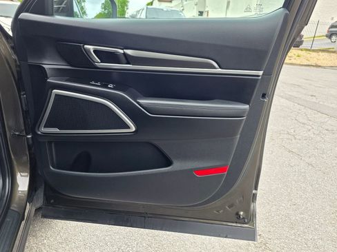 Used 2023 Kia Telluride S image 34