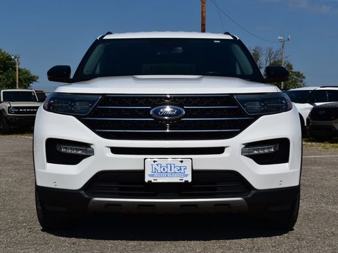 Certified 2024 Ford Explorer XLT w/ Equipment Group 202A AWD/4WD image 2