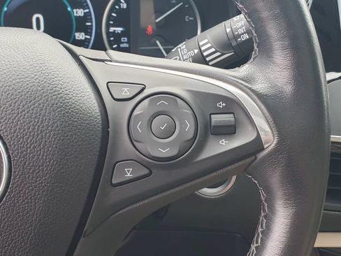 Used 2019 Buick Envision Premium w/ Driver Confidence Package AWD/4WD image 22