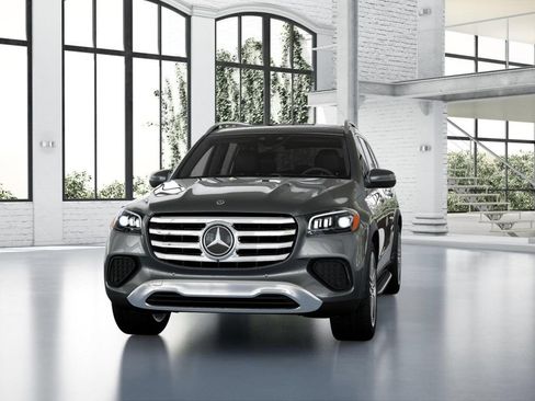 Used 2026 Mercedes-Benz GLS 450 4MATIC image 42