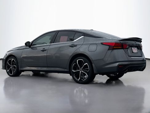 Certified 2023 Nissan Altima 2.5 SR w/ SR Premium Package image 12