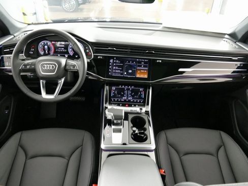 New 2026 Audi Q8 Premium Plus image 24