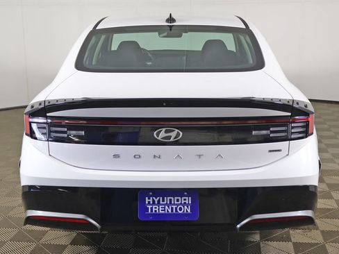 Used 2025 Hyundai Sonata SEL AWD/4WD image 11