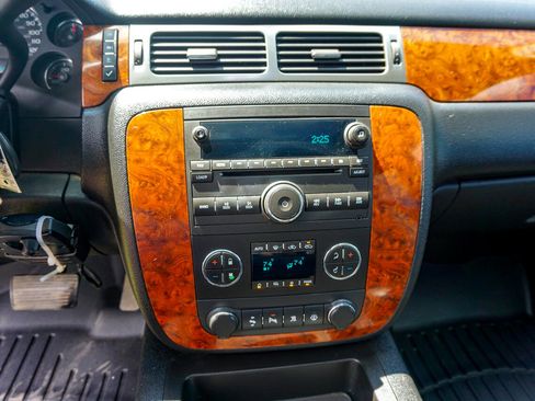 Used 2007 Chevrolet Silverado 1500 LTZ w/ Safety Package image 11