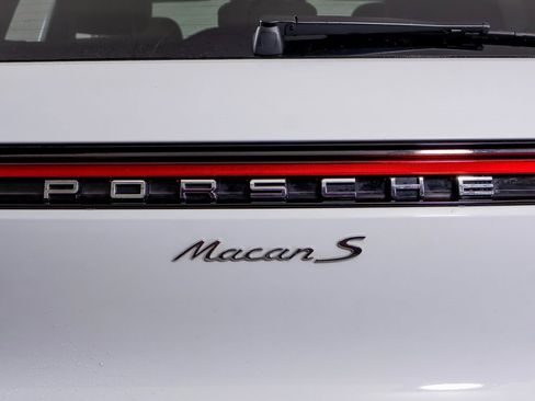 Used 2026 Porsche Macan S image 13