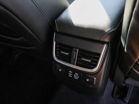 Used 2025 Subaru Outback Touring XT AWD/4WD image 20