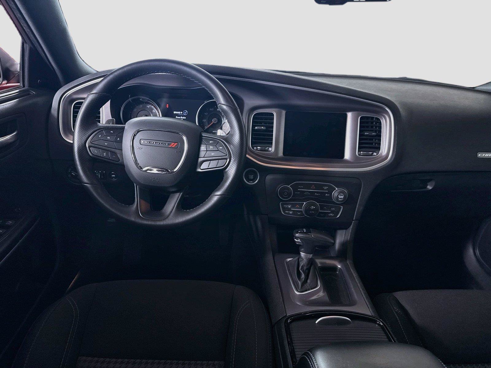Used 2022 Dodge Charger SXT w/ Driver Convenience Group AWD/4WD image 2