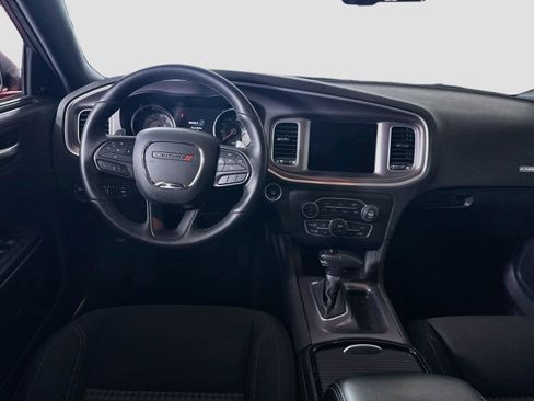 Used 2022 Dodge Charger SXT w/ Driver Convenience Group AWD/4WD image 2
