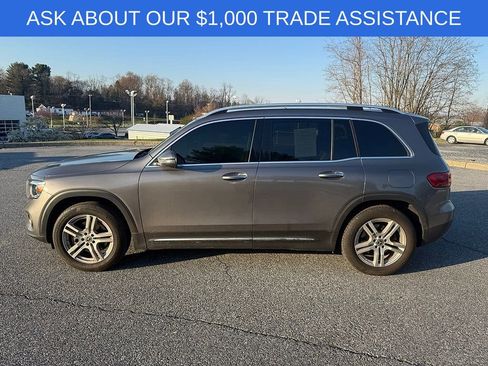 Used 2021 Mercedes-Benz GLB 250 4MATIC image 7