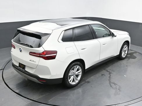 New 2025 BMW X3 xDrive30i w/ Convenience Package AWD/4WD image 38