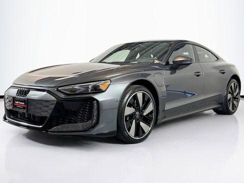 Used 2025 Audi RS e-tron GT performance AWD/4WD image 1