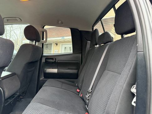 Used 2010 Toyota Tundra 4x4 Double Cab image 11