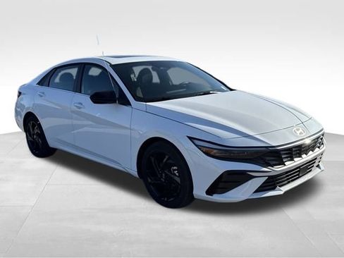 New 2026 Hyundai Elantra SEL Sport Premium FWD image 7