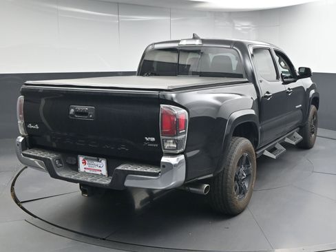 Used 2019 Toyota Tacoma SR5 image 8