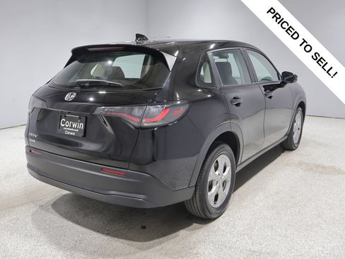 Used 2025 Honda HR-V LX image 2