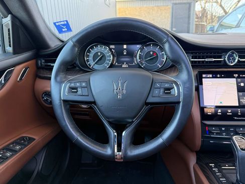 Used 2022 Maserati Quattroporte GT image 28