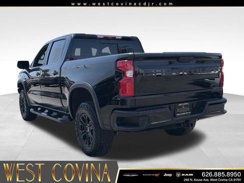 Used 2023 Chevrolet Silverado 1500 ZR2 w/ Technology Package AWD/4WD image 8