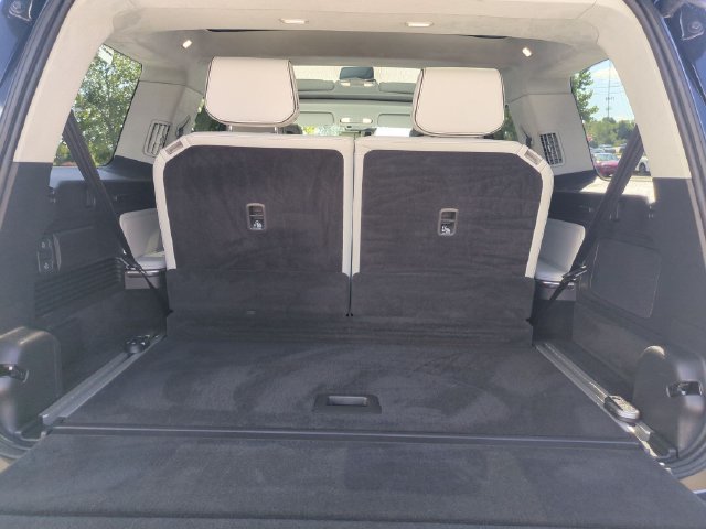Used 2023 Rivian R1S Adventure Quad AWD/4WD image 7