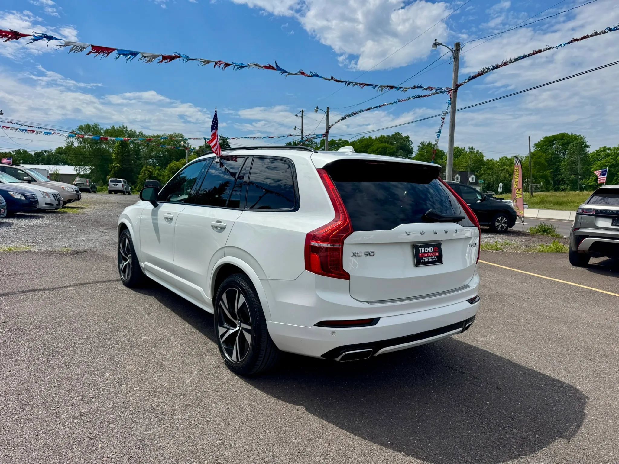 Used 2020 Volvo XC90 T6 R-Design w/ Protection Package Premier AWD/4WD image 3