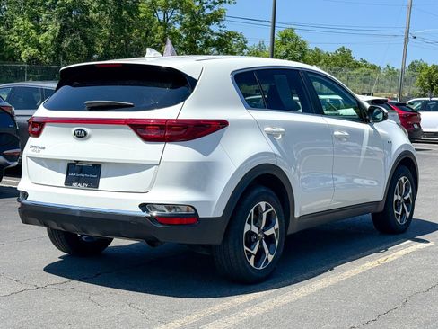 Certified 2021 Kia Sportage LX w/ LX AWD Popular Package image 8