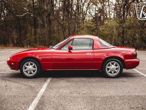 Used 1990 MAZDA MX-5 Miata image 18