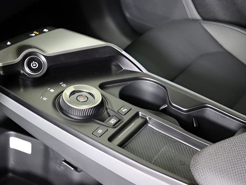 New 2025 Kia EV6 Wind image 35