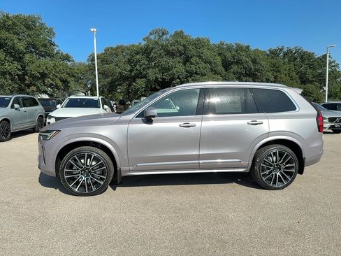 New 2026 Volvo XC90 B5 Plus image 3