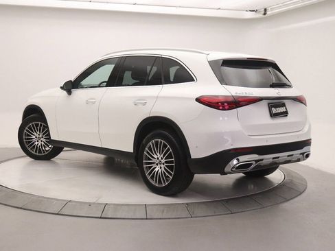 Certified 2026 Mercedes-Benz GLC 300 image 2