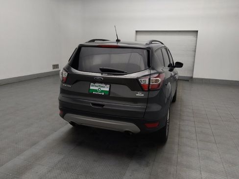 Used 2017 Ford Escape SE w/ Equipment Group 201A image 7