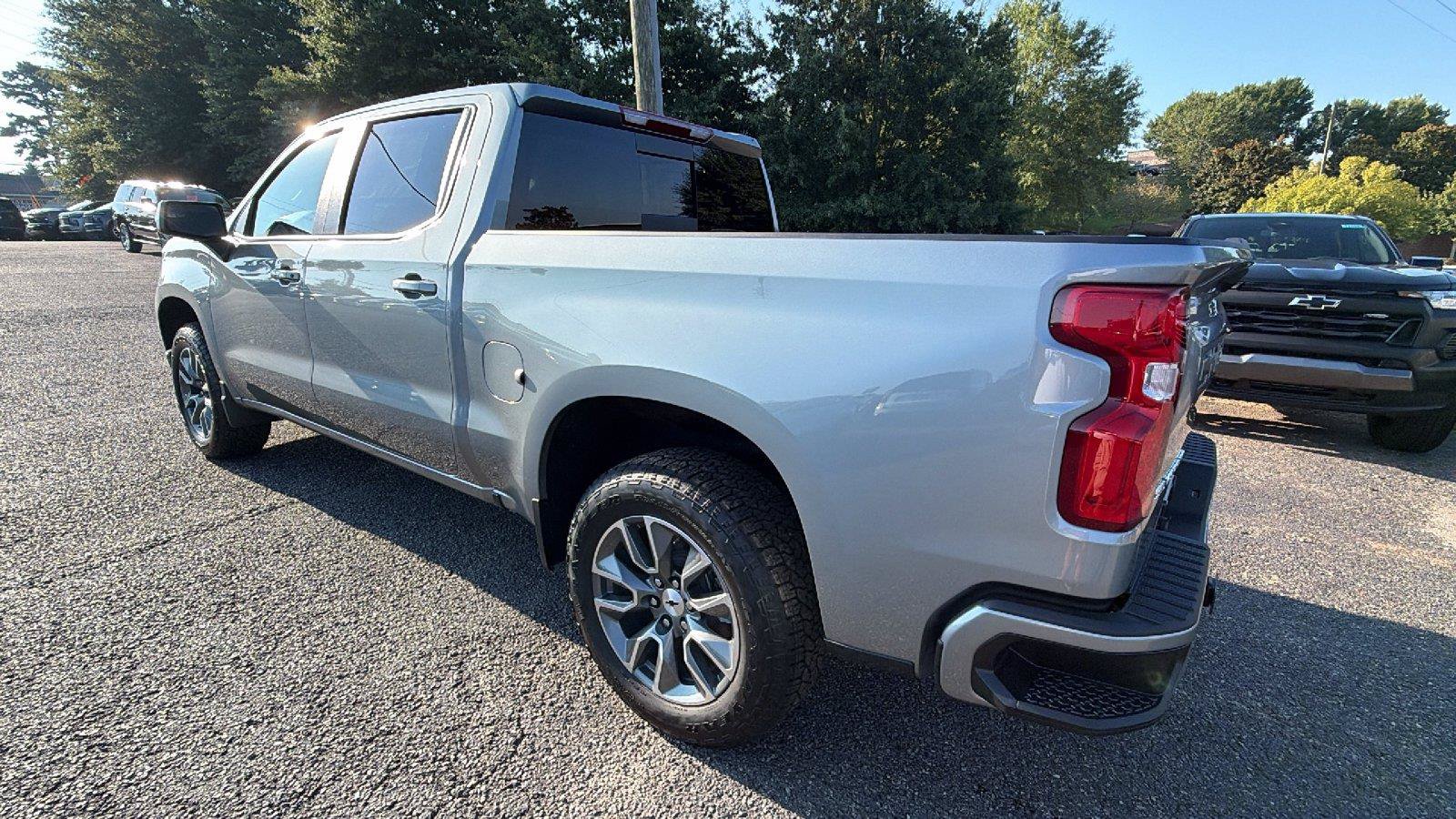 New 2026 Chevrolet Silverado 1500 RST AWD/4WD image 10
