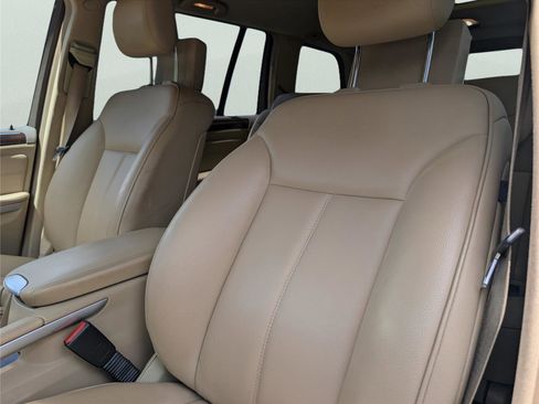 Used 2012 Mercedes-Benz GL 320 BlueTEC 4MATIC image 10