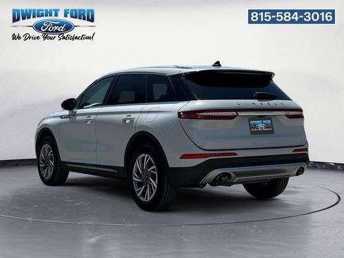 Used 2025 Lincoln Corsair FWD image 3