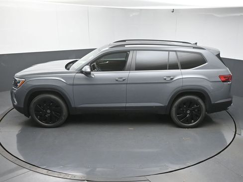 New 2026 Volkswagen Atlas SE FWD image 46