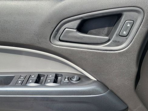 Used 2018 Chevrolet Colorado W/T w/ Custom Special Edition image 16