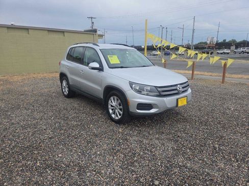 Used 2015 Volkswagen Tiguan SE FWD image 7