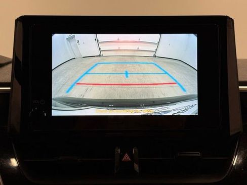 Used 2025 Toyota Corolla LE image 27