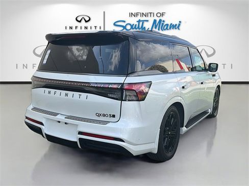 New 2026 INFINITI QX80 4WD image 7