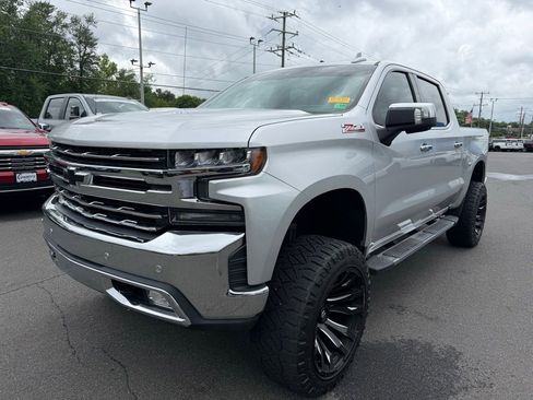 Used 2019 Chevrolet Silverado 1500 LTZ w/ LTZ Premium Package AWD/4WD image 21