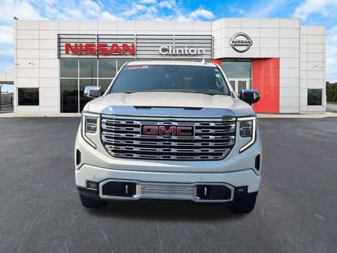 Used 2023 GMC Sierra 1500 Denali AWD/4WD image 8
