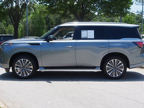 Used 2025 INFINITI QX80 Sensory AWD/4WD image 5