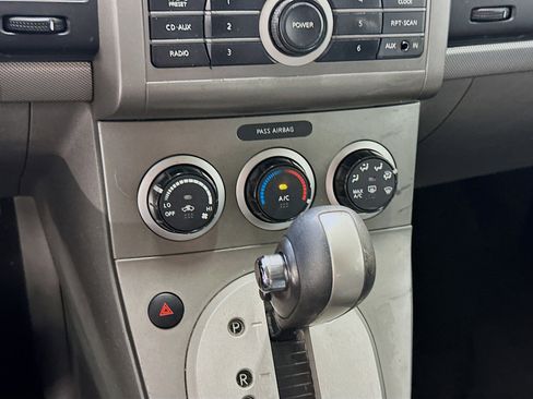 Used 2009 Nissan Sentra 2.0 image 22