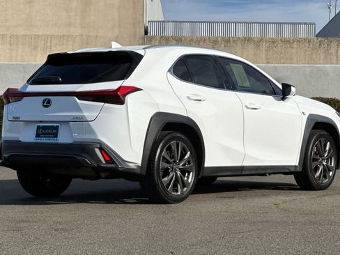 Used 2019 Lexus UX 200 F Sport image 2